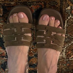 NWOT Tory Burch slides- 81/2
